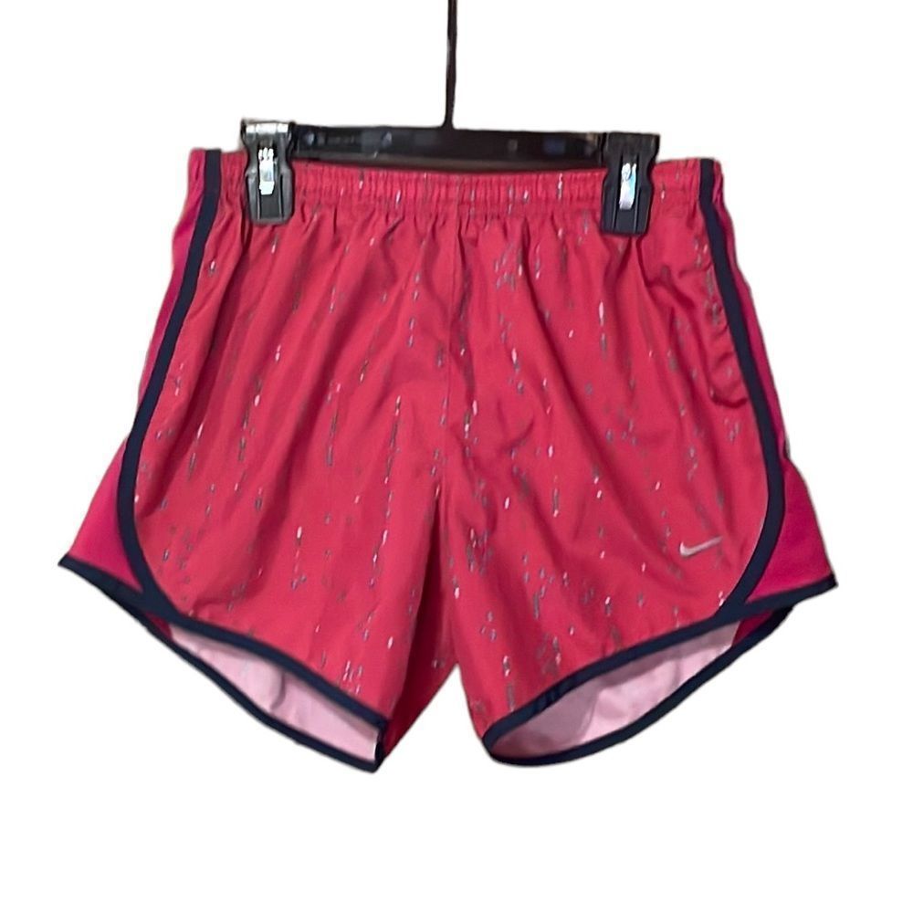 •NIKE• GIRLS SIZE XL NIKE LINED RUNNING SHORTS. Pinkish/red in color EUC